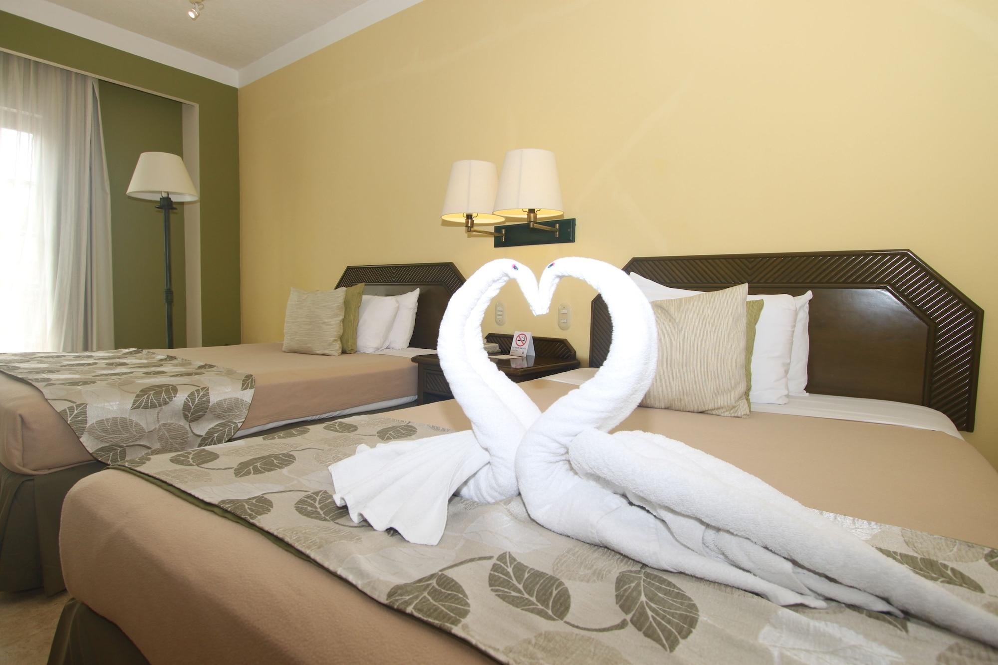 Hotel Los Itzaes Playa del Carmen Buitenkant foto