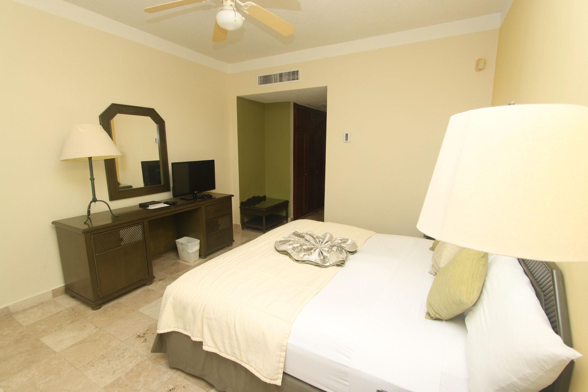 Hotel Los Itzaes Playa del Carmen Buitenkant foto