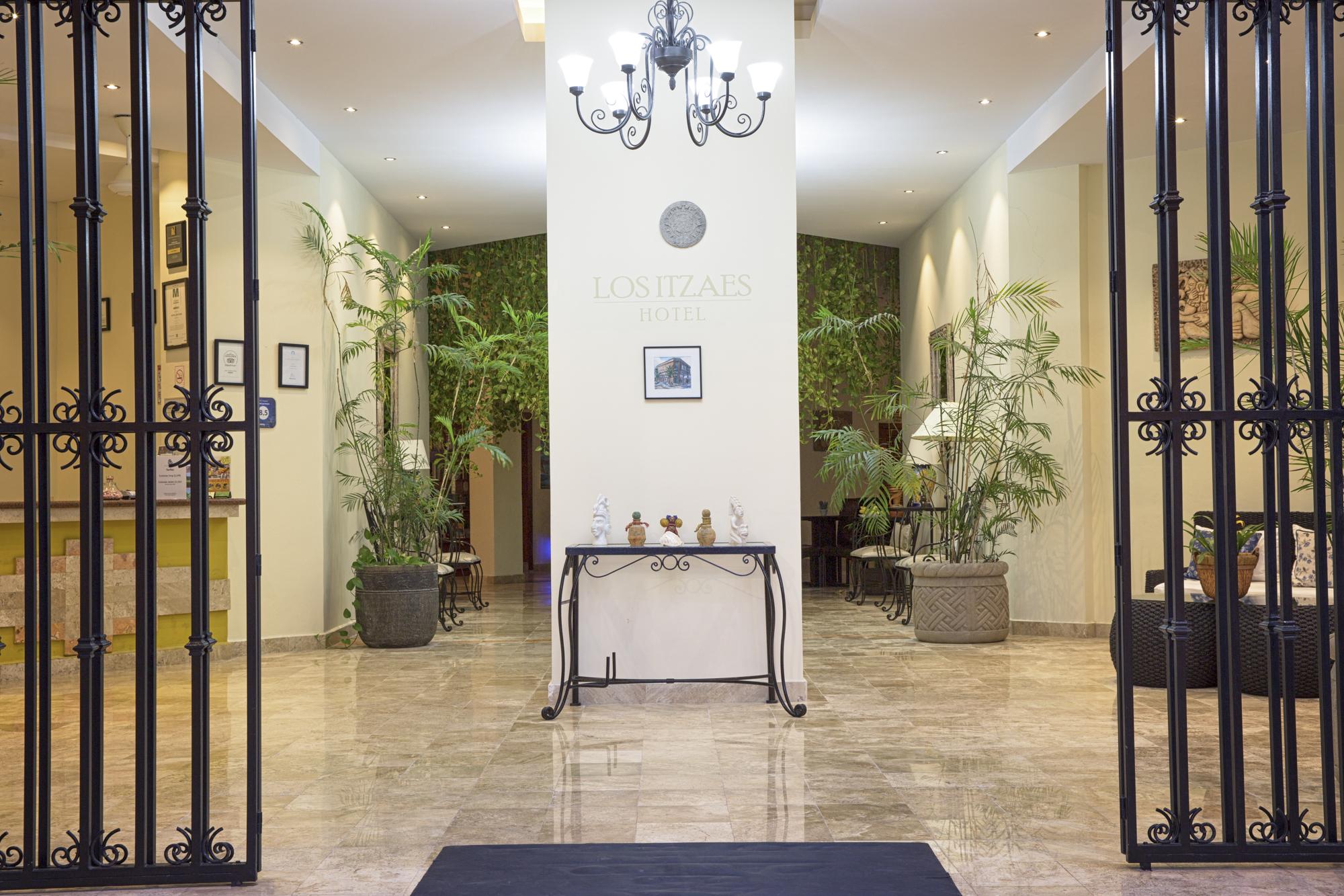 Hotel Los Itzaes Playa del Carmen Buitenkant foto