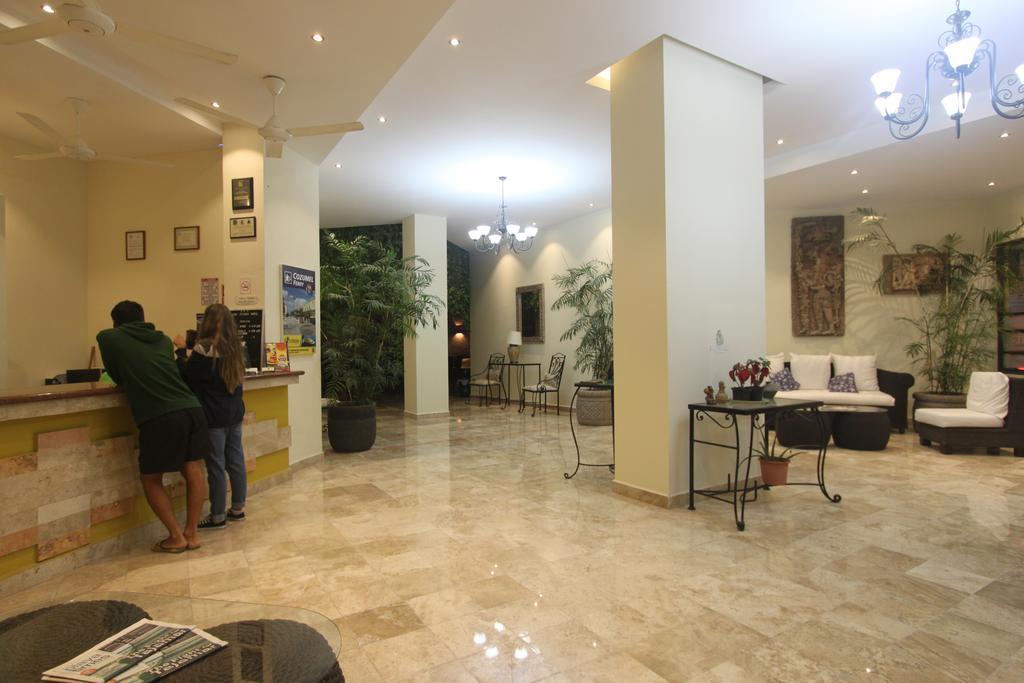 Hotel Los Itzaes Playa del Carmen Buitenkant foto