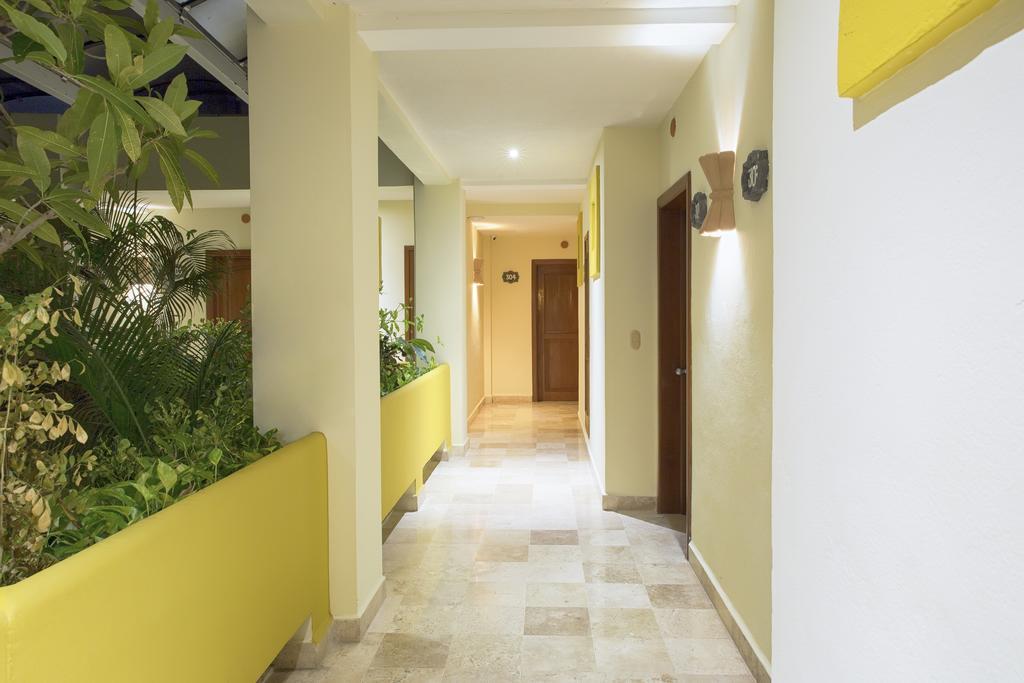 Hotel Los Itzaes Playa del Carmen Buitenkant foto