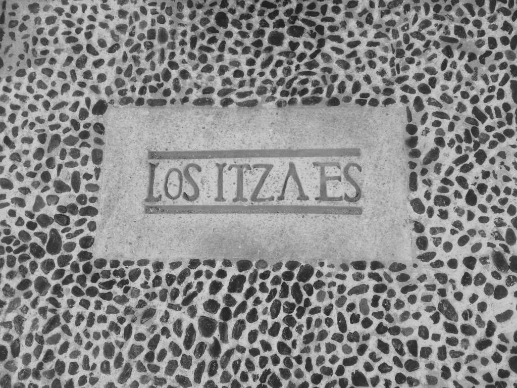 Hotel Los Itzaes Playa del Carmen Buitenkant foto