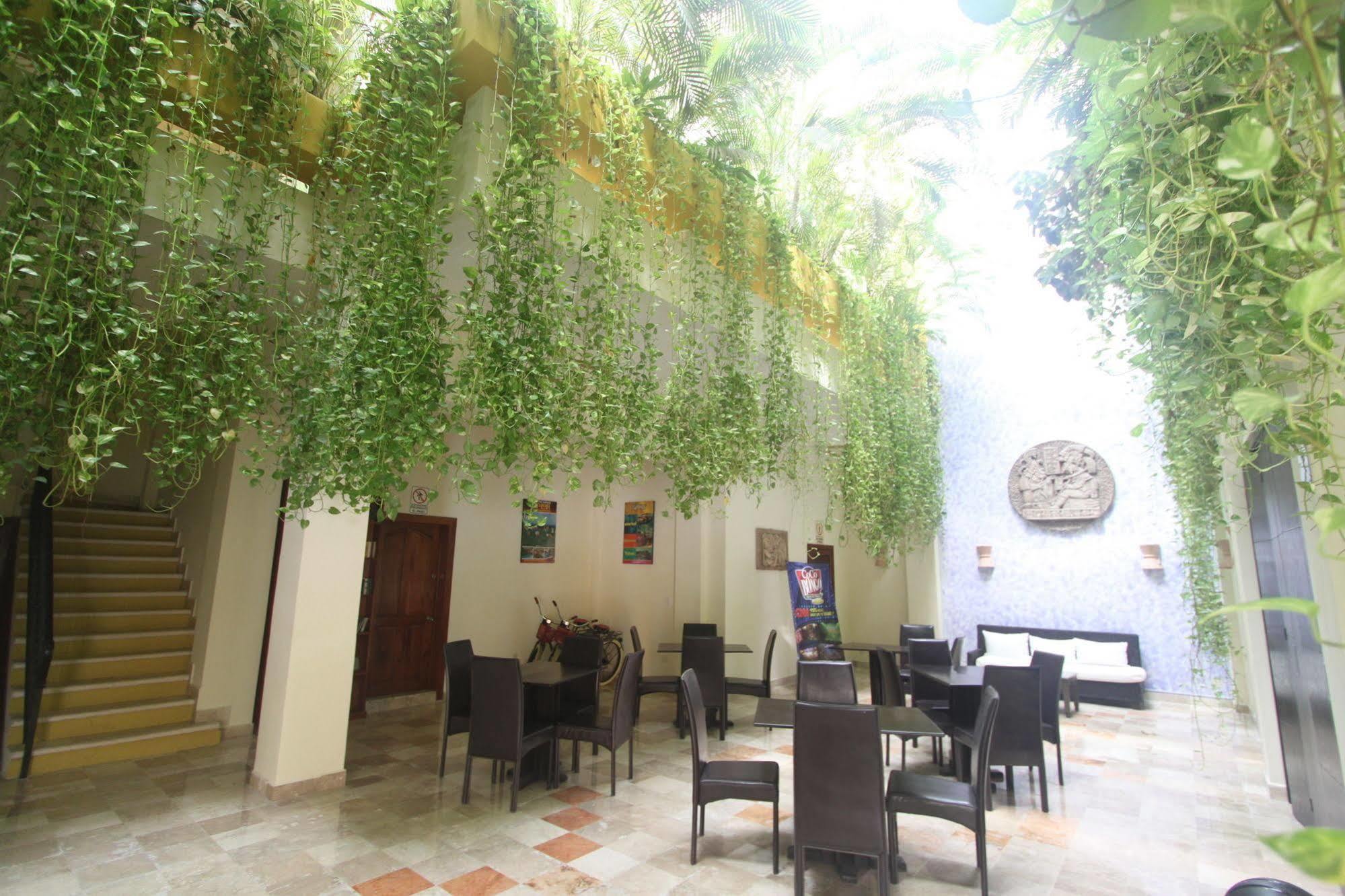 Hotel Los Itzaes Playa del Carmen Buitenkant foto